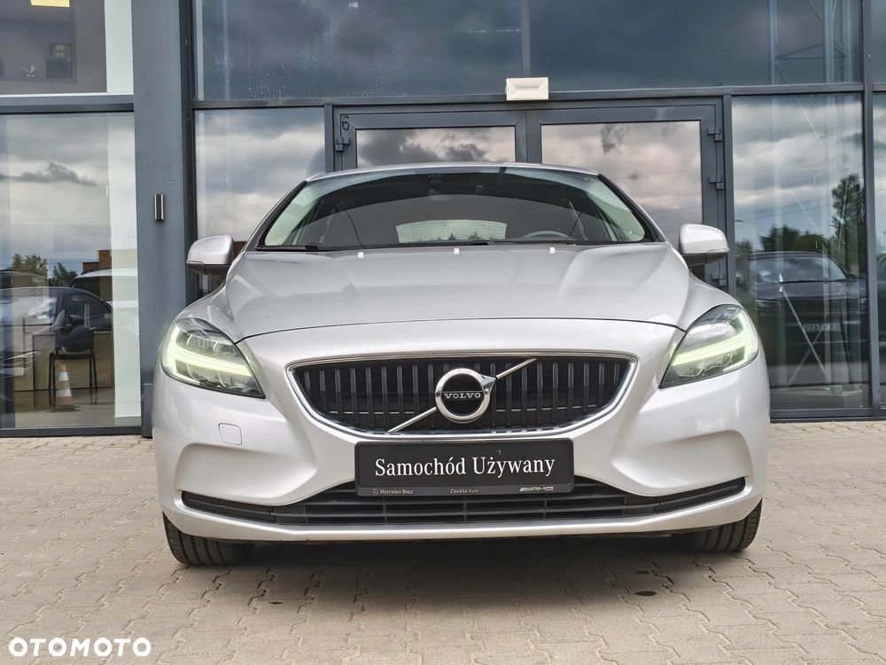 Volvo V40 D2 Drive-E Momentum - 8