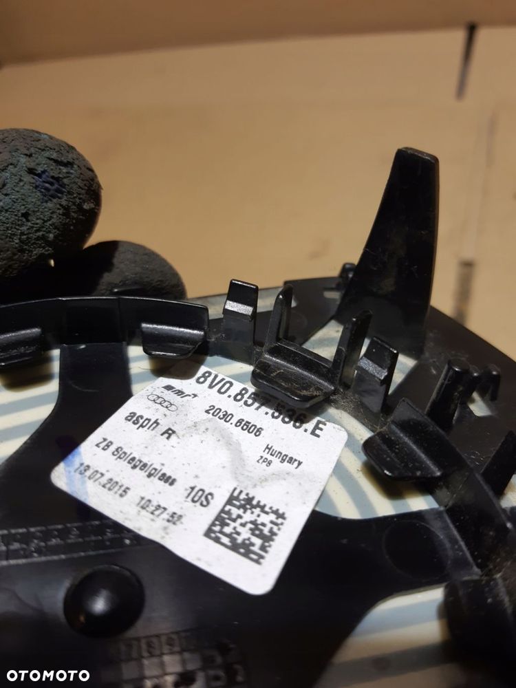 AUDI A3 8V WKŁAD LUSTERKA PRAWEGO PRAWY 8V0857536E - 4