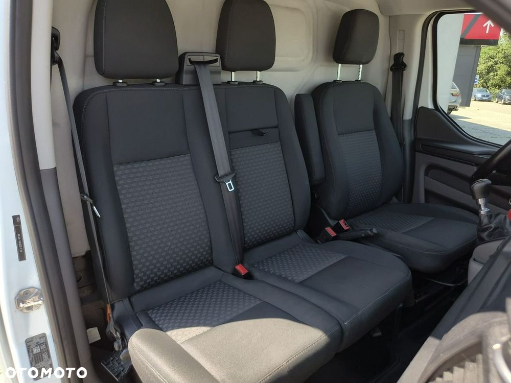 Ford Transit Custom - 14