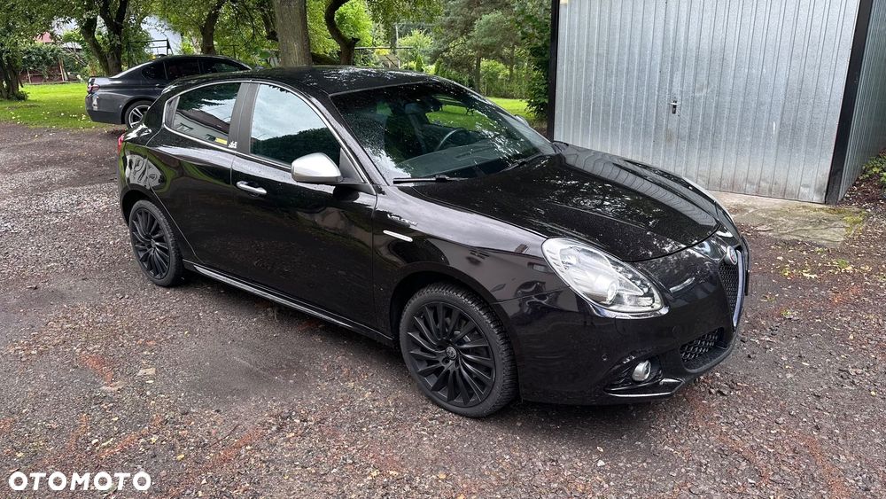 Alfa Romeo Giulietta - 1