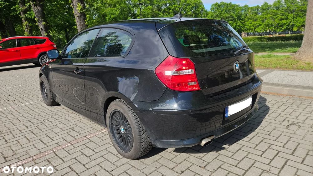 BMW Seria 1 116i - 4