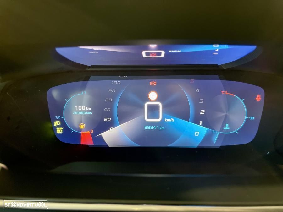 Peugeot 208 BlueHDi 100 GT - 13