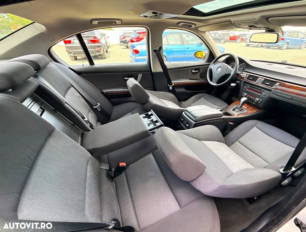 BMW Seria 3 318i Aut. - 7