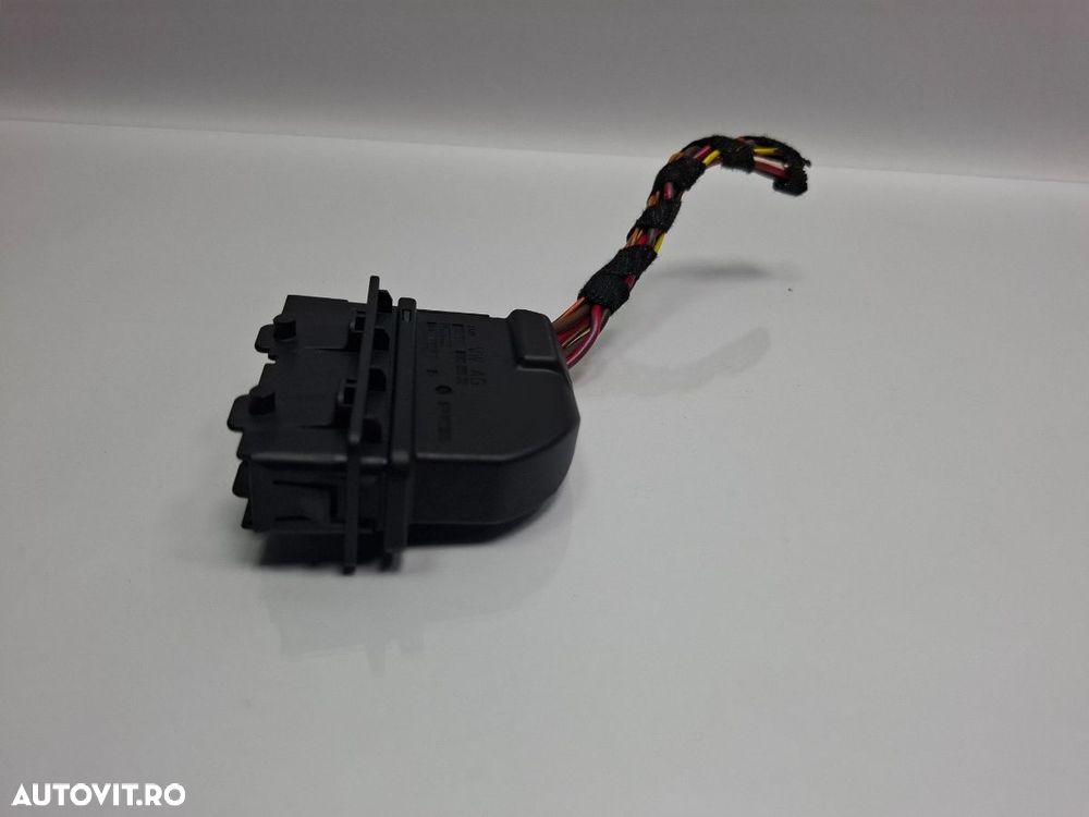 Mufa conector instalatie electrica usa spate SKODA OCTAVIA Combi 5E5 2012 - > TDI CKFC, CRMB, CYKA 8K0972701 - 2