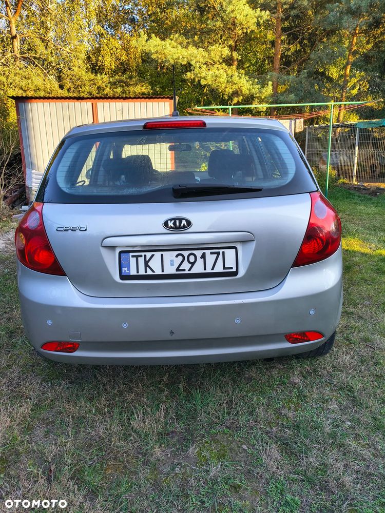 Kia Ceed - 5