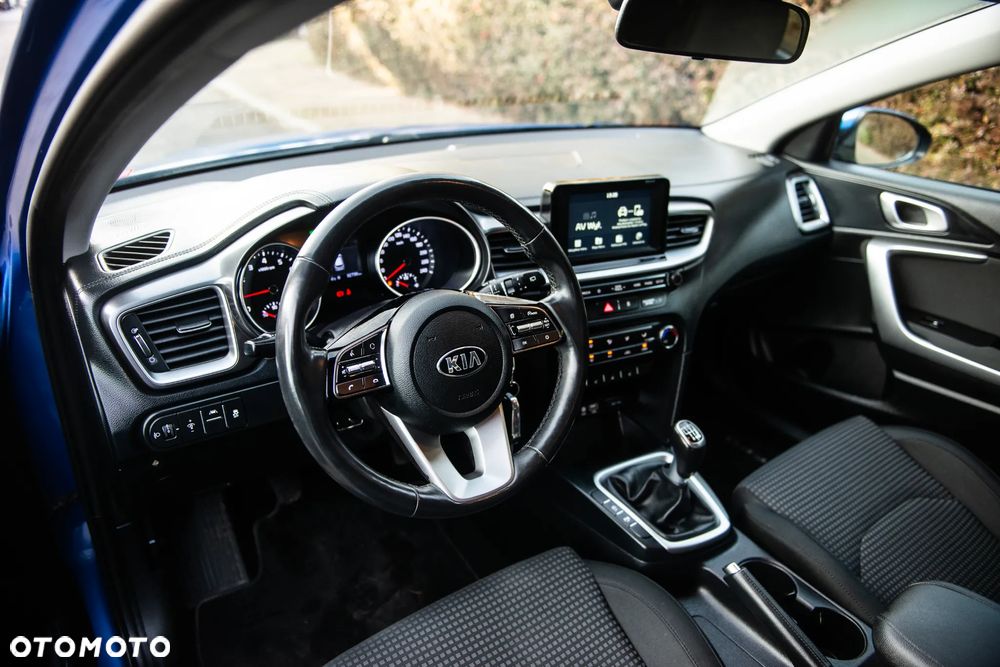 Kia Ceed 1.4 Business Line - 19