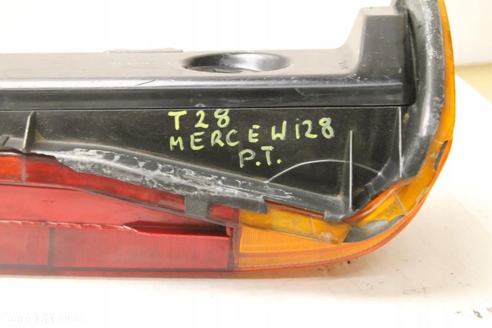MERCEDES W123 LAMPA PRAWA TYLNA PRAWY TYŁ - 4