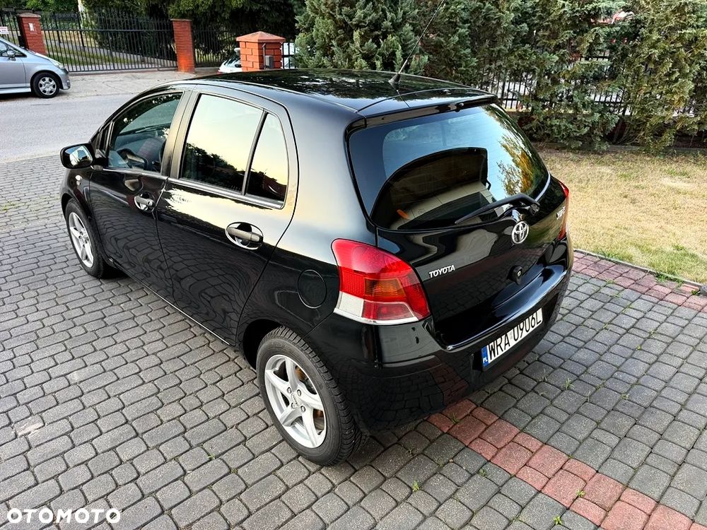 Toyota Yaris 1.33 Luna - 8