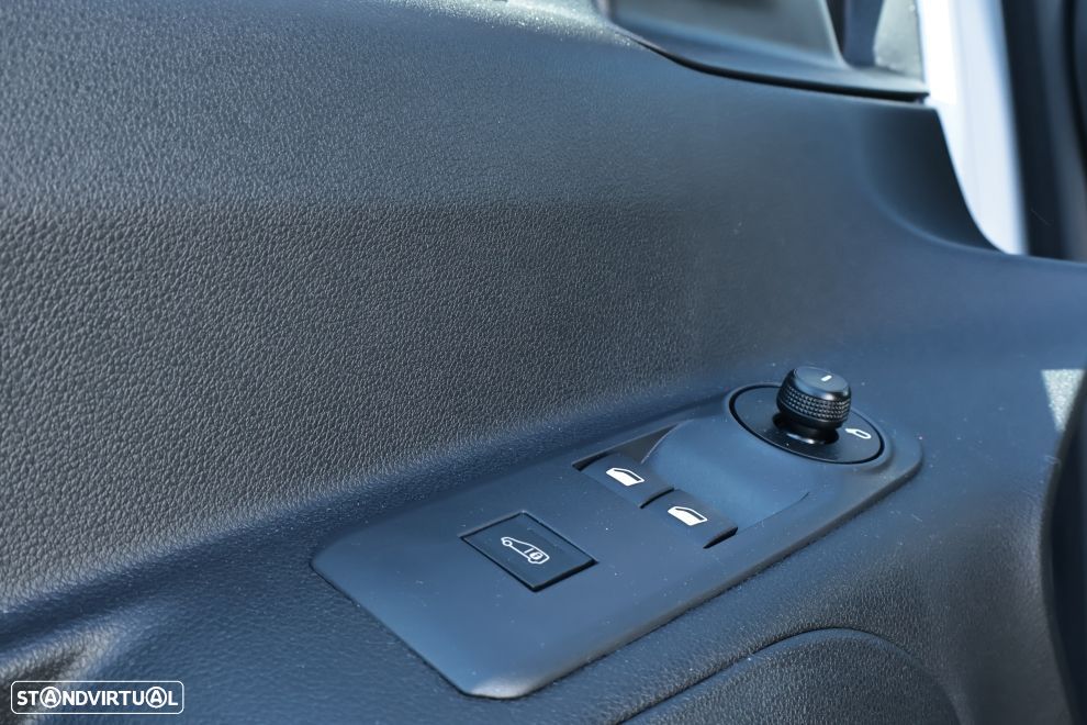 Opel Combo Cargo 1.5 D - 12