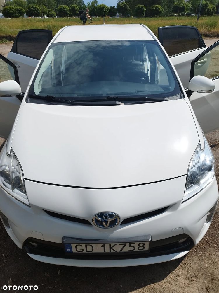 Toyota Prius 1.8 HSD Active - 31