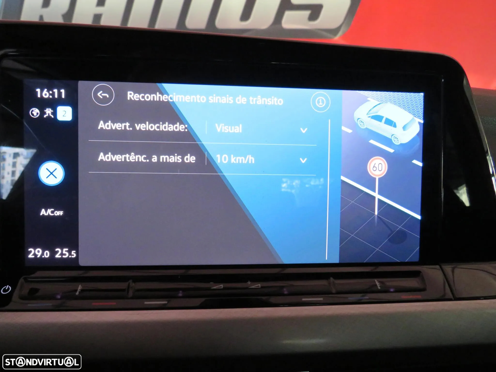 VW Golf 1.0 eTSI Life DSG - 33