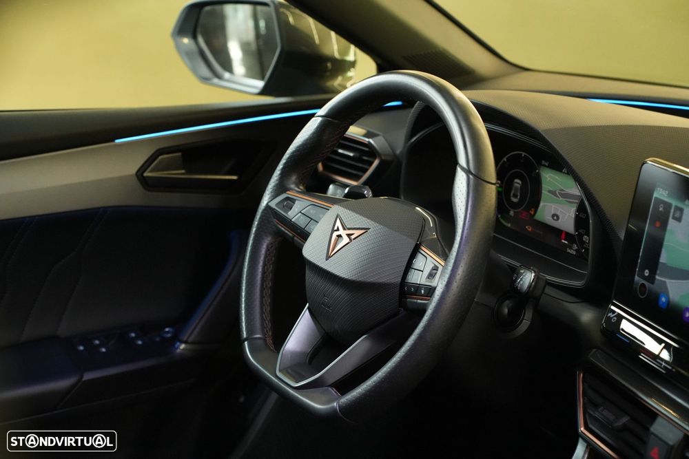 Cupra Leon 1.4 e-Hybrid MID DSG - 43