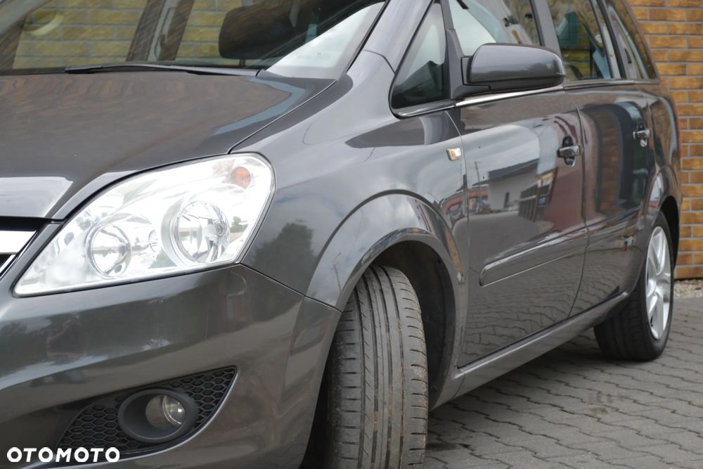 Opel Zafira 1.6 ecoFLEX Family - 12