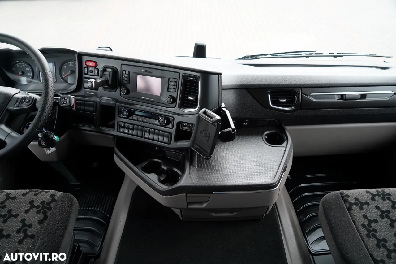 Scania R 450 / RETARDER / ADR COMPLET / AER CONDIȚIONAT PARCARE / 2022 / DUPĂ CONTRACT DE SERVICE GOLD / - 28