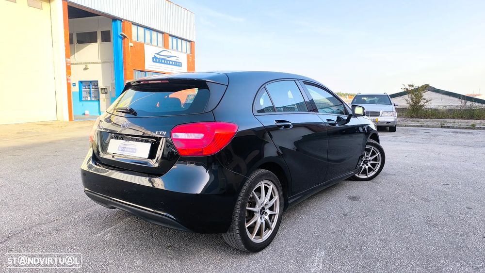 Mercedes-Benz A 180 CDI BlueEFFICIENCY Edition Style - 4