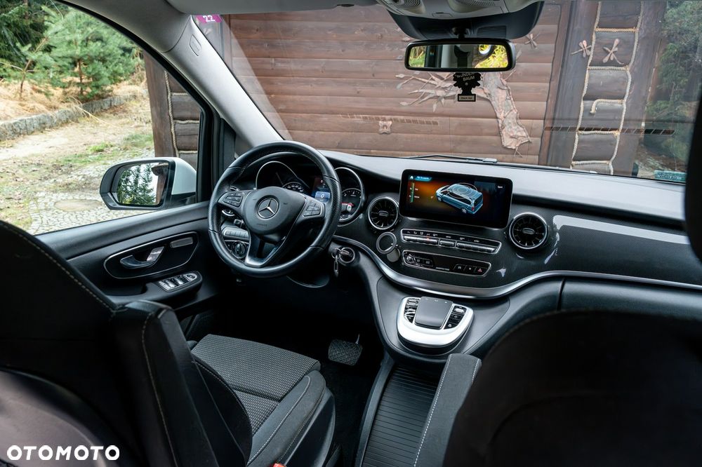 Mercedes-Benz Klasa V 250 d 4-Matic 9G-Tronic - 33