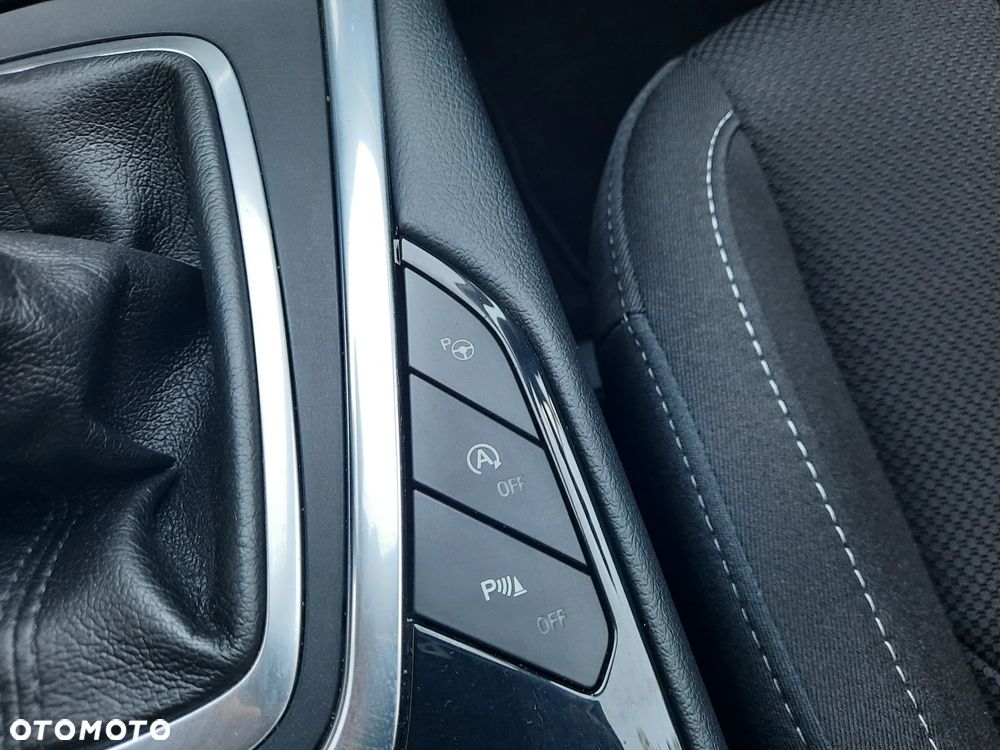 Ford S-Max 2.0 TDCi Titanium PowerShift - 33
