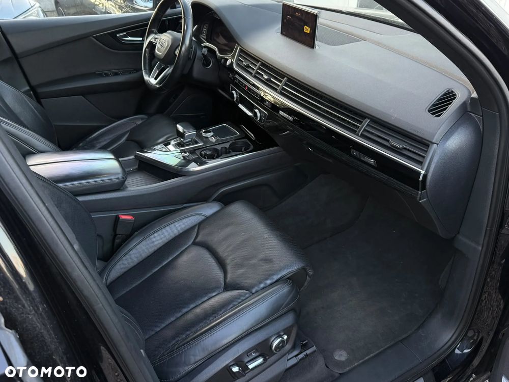 Audi Q7 3.0 TDI Quattro Tiptr - 19