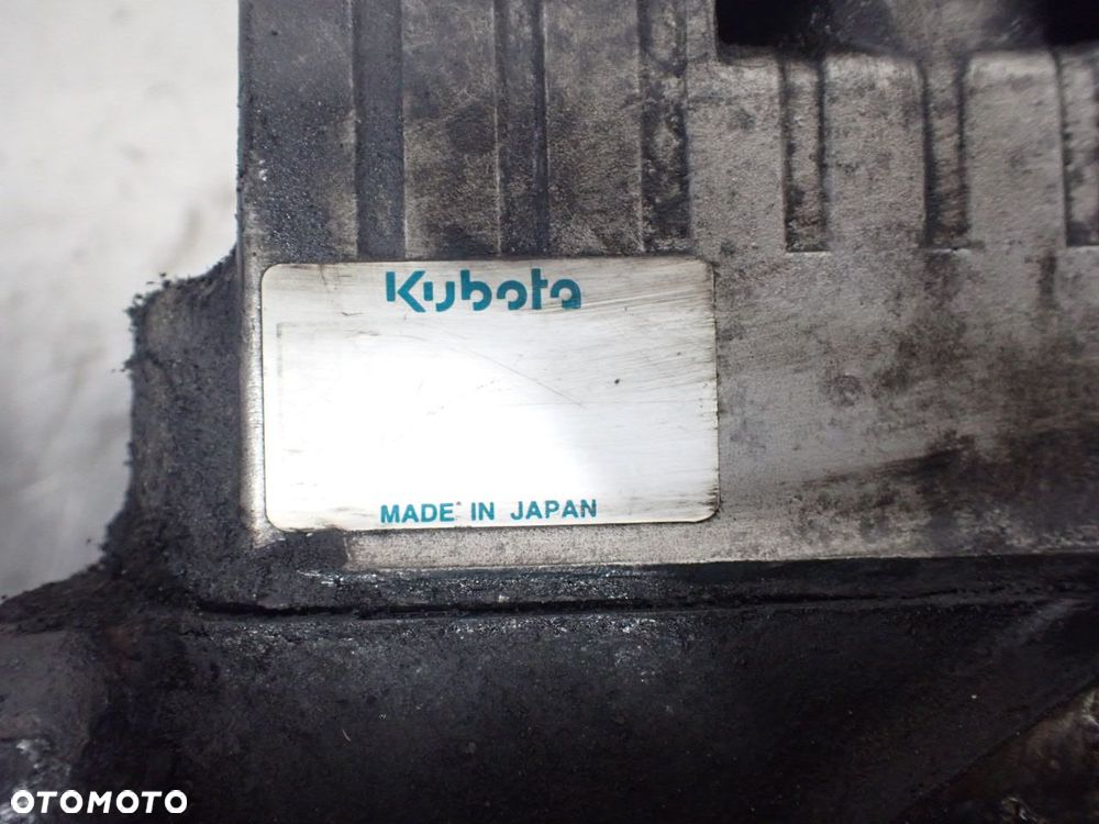 GŁOWICA KUBOTA AIXAM 400.4 - 6