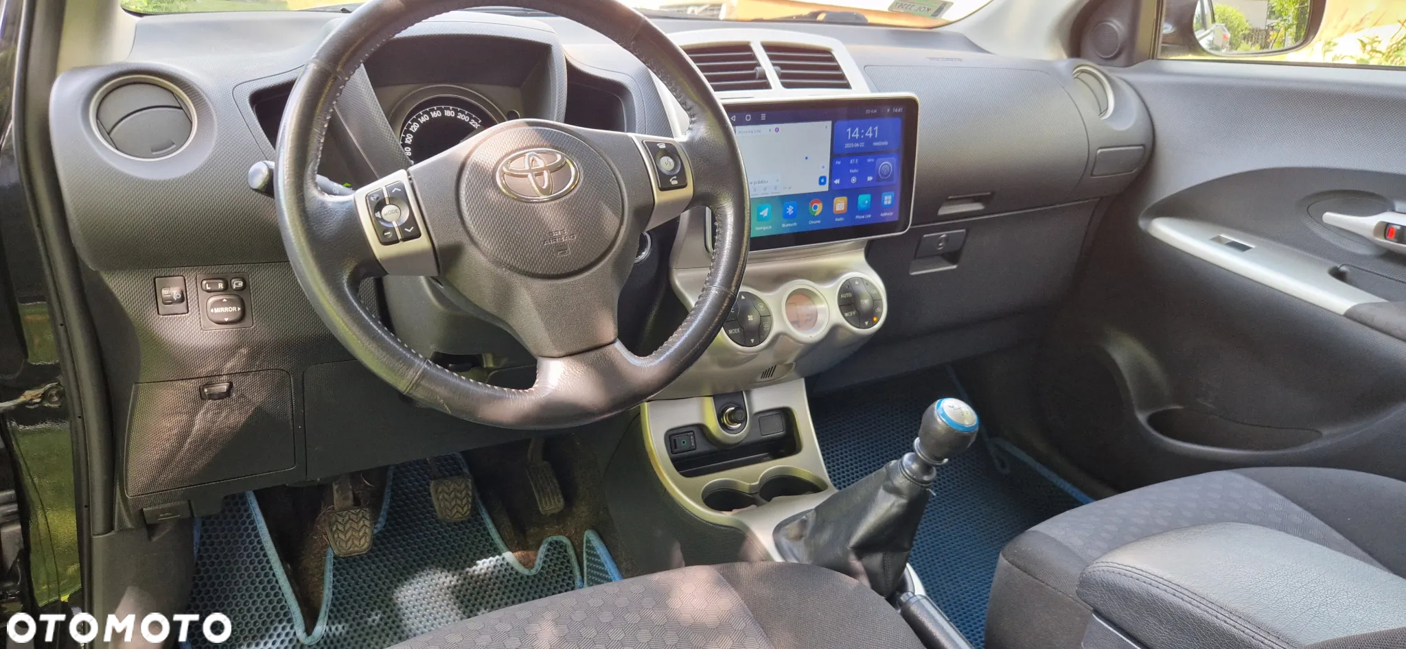 Toyota Urban Cruiser 1.4 D-4D Sol 4x4 - 12