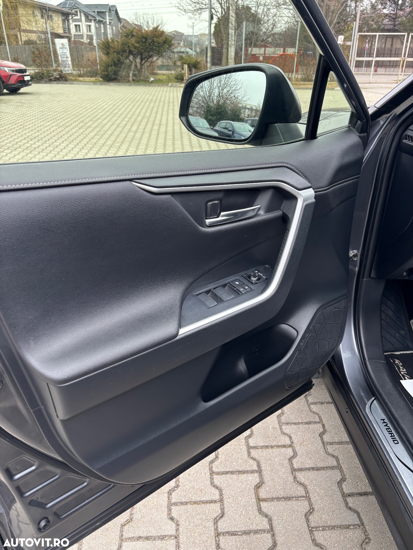 Toyota RAV4 - 14