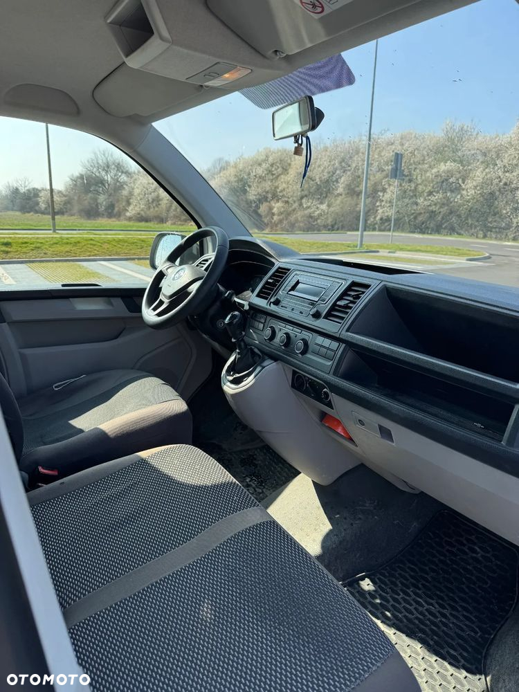 Volkswagen Transporter - 9