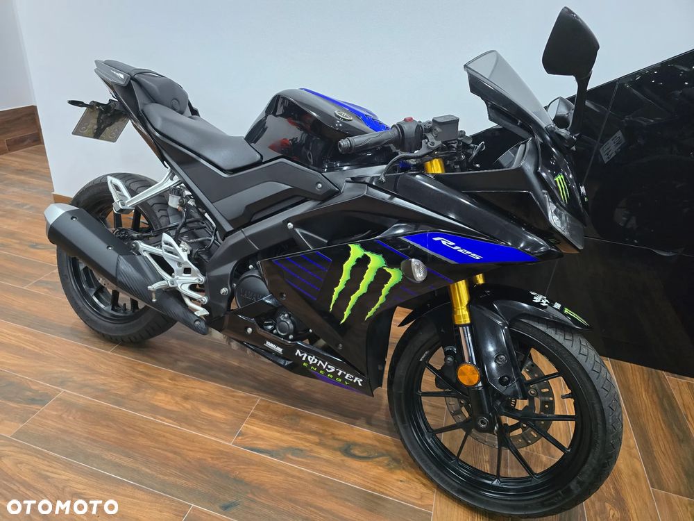 Yamaha YZF - 5