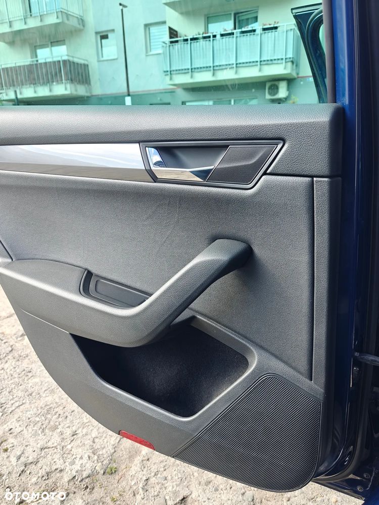 Skoda Superb 2.0 TDI Active - 23