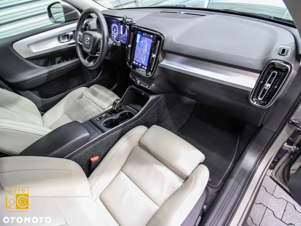 Volvo XC 40 T3 Inscription - 9