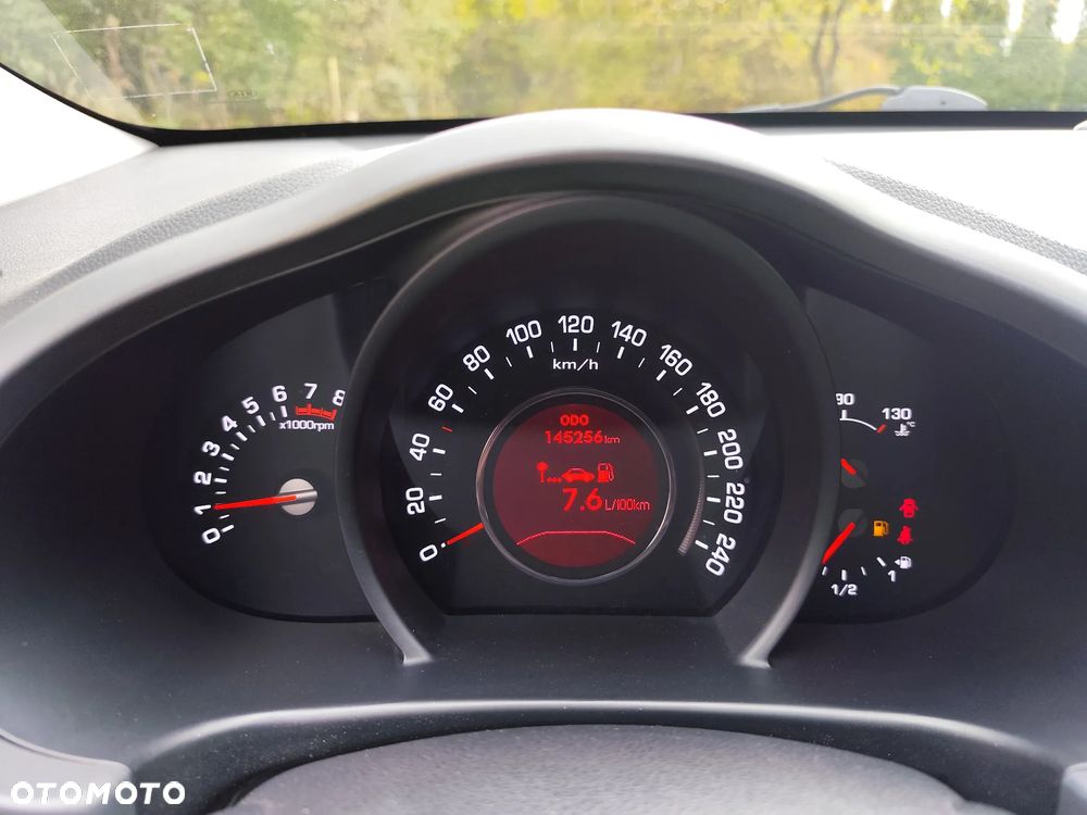 Kia Sportage - 16