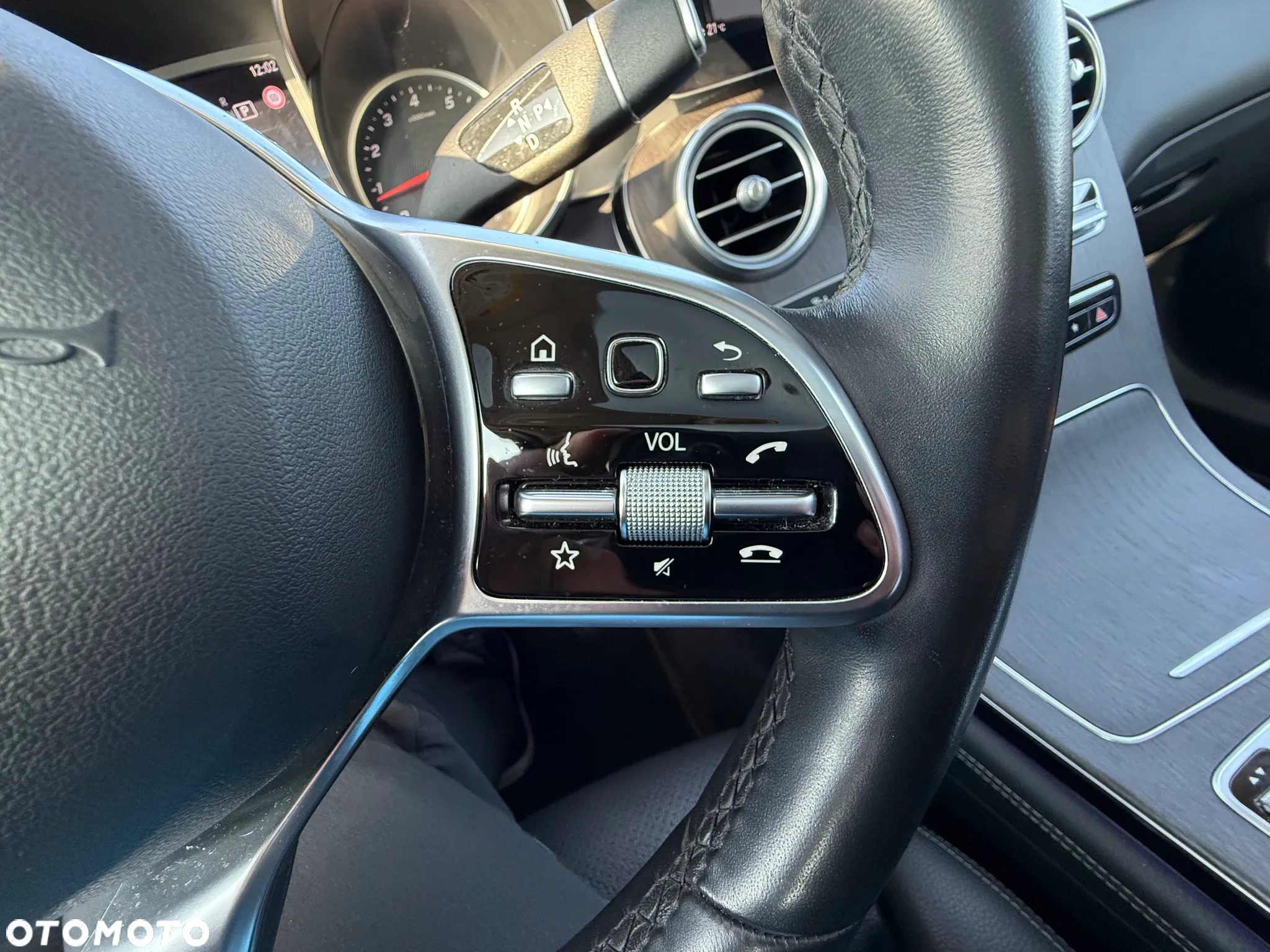 Mercedes-Benz GLC 300 4Matic 9G-TRONIC - 18