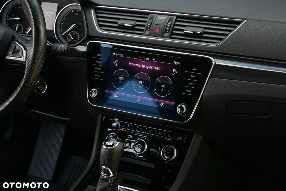 Skoda Superb 2.0 TDI 4x4 Sportline DSG - 24