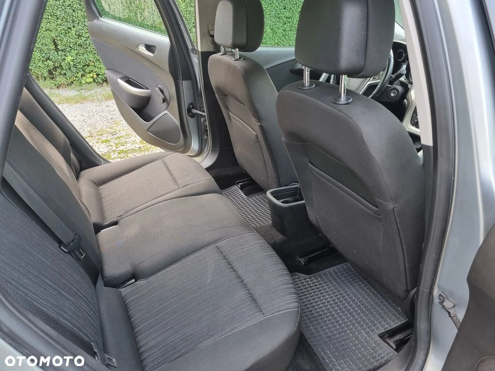 Opel Astra 1.7 CDTI DPF Sport - 11