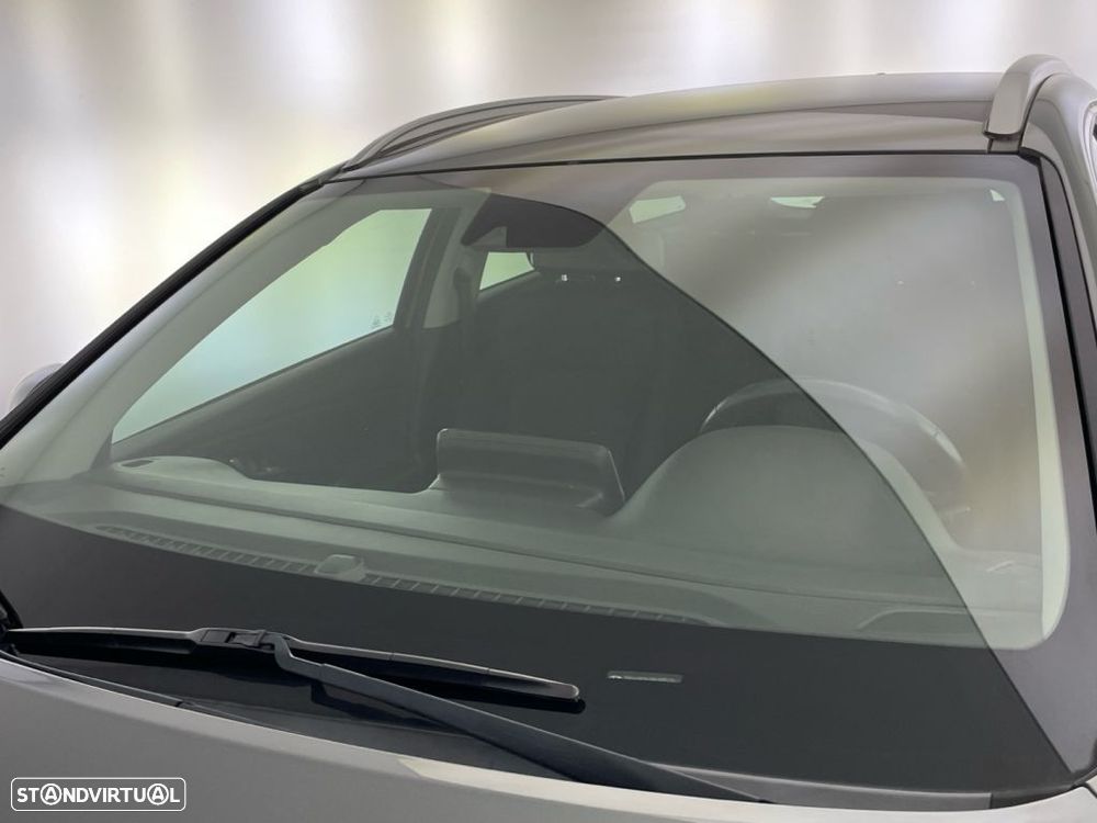 Hyundai i30 1.6 CRDI STyle — fotografia 19