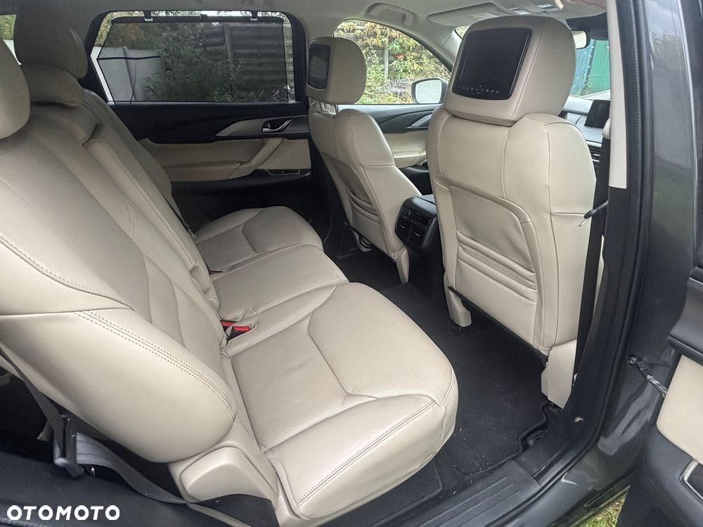 Mazda CX-9 - 8