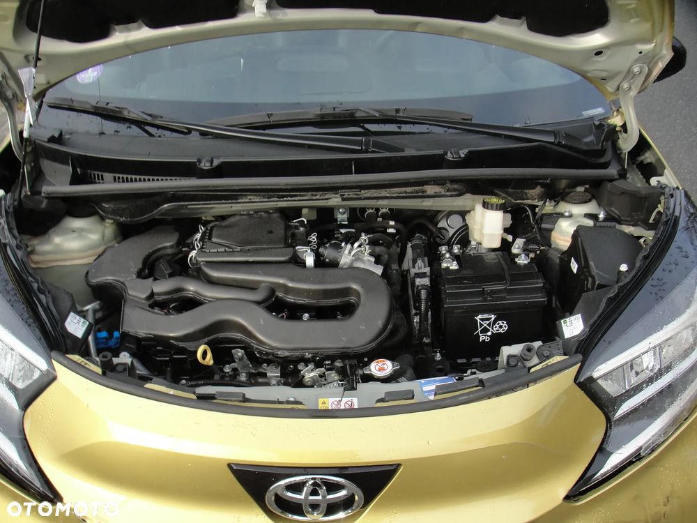 Toyota Aygo X x-shift x-clusive Style Selection - 19