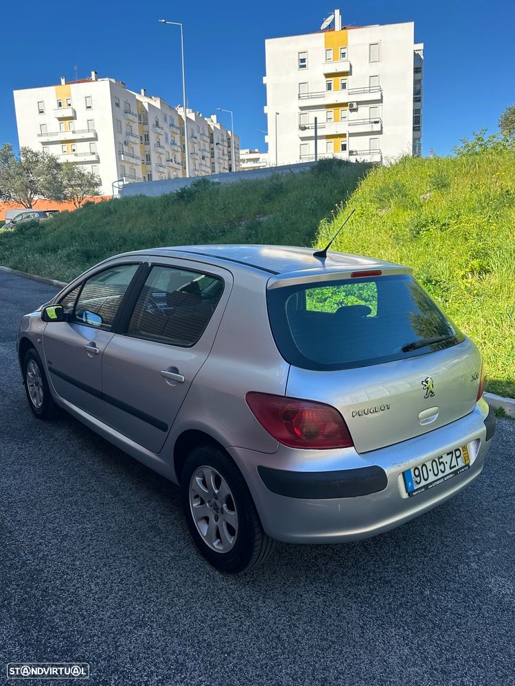 Peugeot 307 1.4 16V Navtech - 4