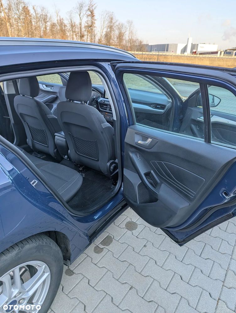 Ford Focus 1.5 EcoBlue Start-Stopp-System COOL&CONNECT - 22