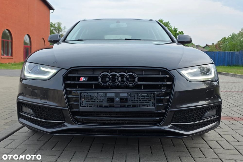 Audi A4 Avant 2.0 TDI DPF S line Sportpaket - 11