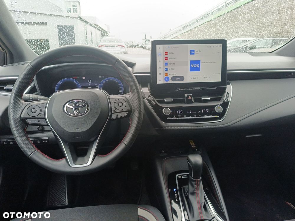 Toyota Corolla 1.8 Hybrid GR Sport - 11