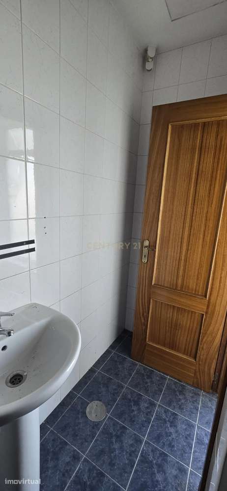 Loja com Viabilidade para Habitação – 91 m² – Rio Tinto - Grande imagem: 3/7