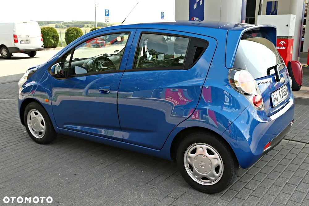 Chevrolet Spark - 23