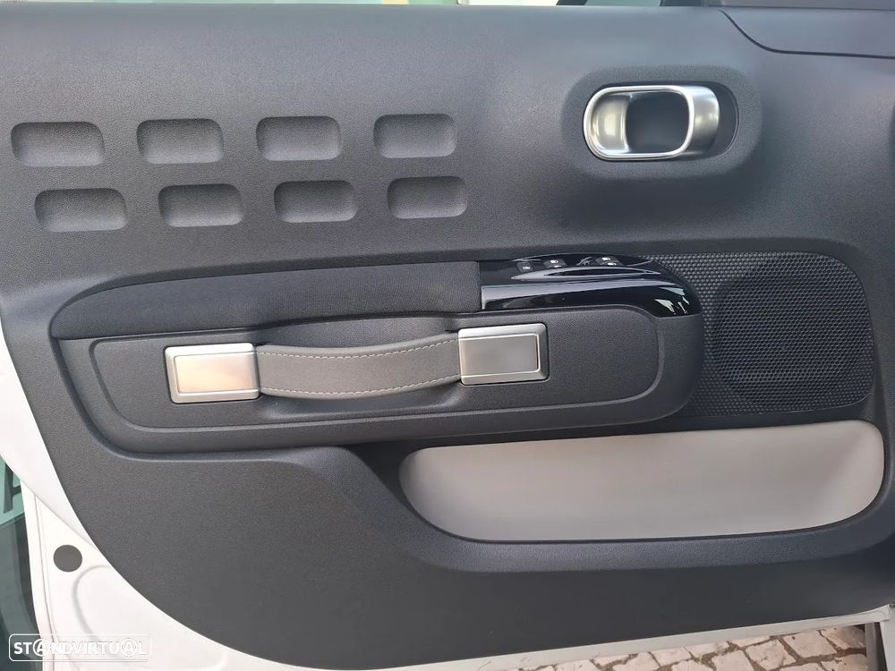 Citroën C3 1.2 PureTech Feel - 21
