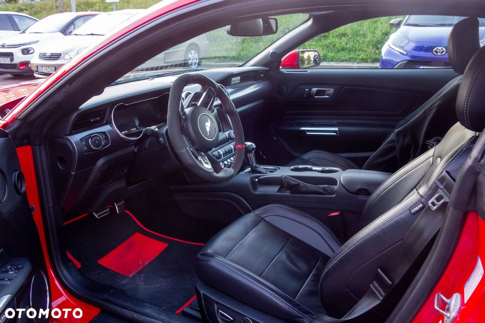 Ford Mustang 5.0 V8 GT - 8