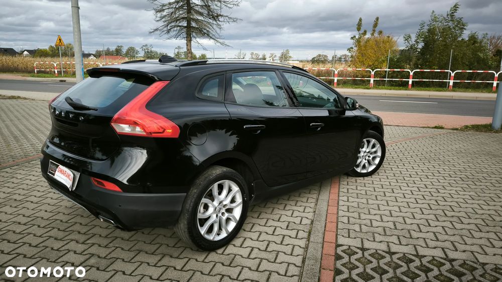 Volvo V40 Cross Country D2 Drive-E Momentum - 3
