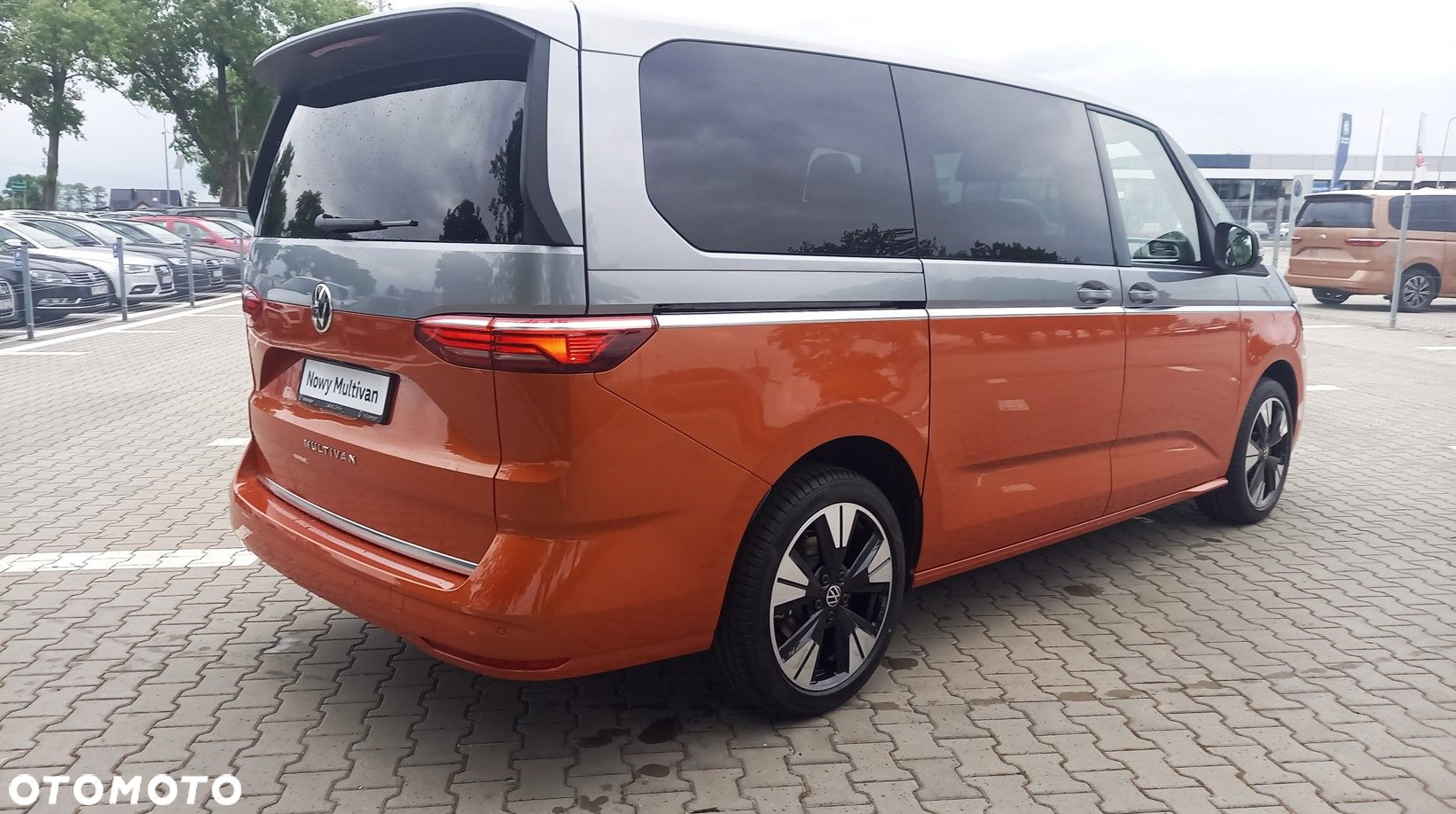 Volkswagen Multivan - 5