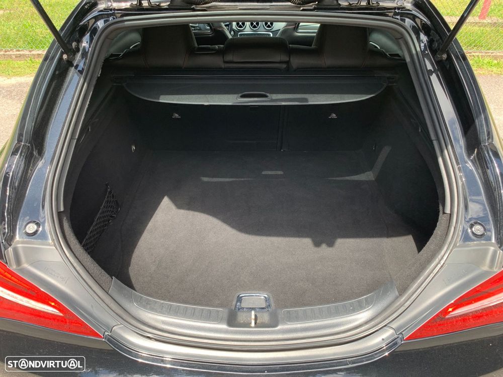 Mercedes-Benz CLA 220 d Shooting Brake AMG Line Aut. - 39