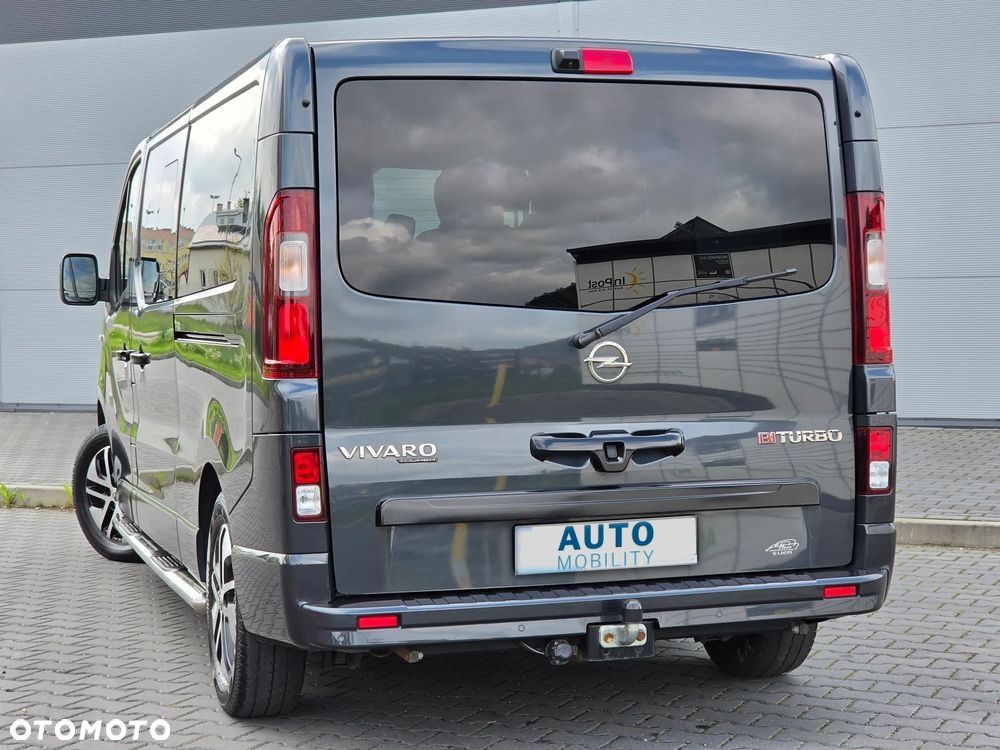 Opel Vivaro L2H1 2,9t Elegance Premium - 4