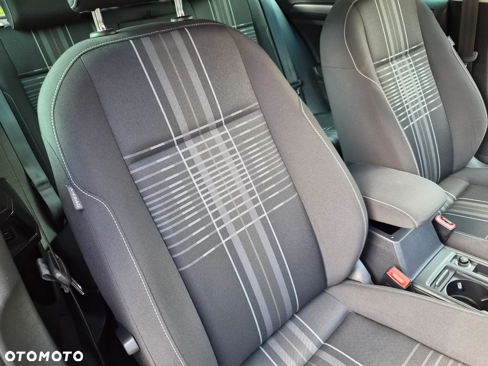 Volkswagen Golf 1.4 TSI BlueMotion Technology Lounge - 26