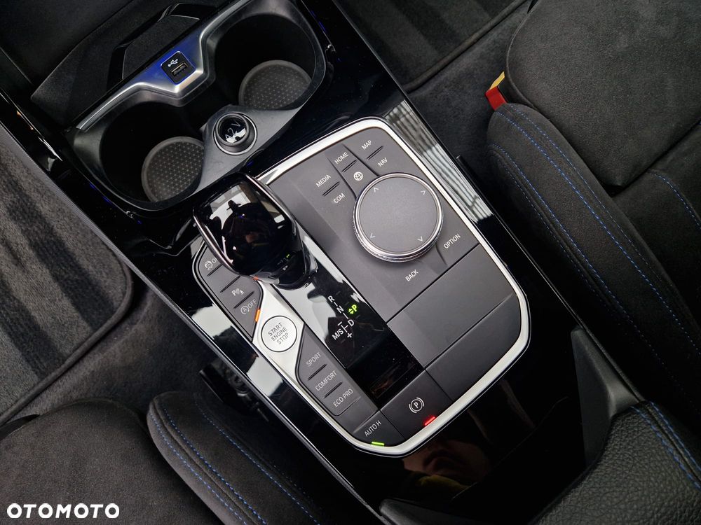 BMW Seria 2 220i M Sport sport - 34